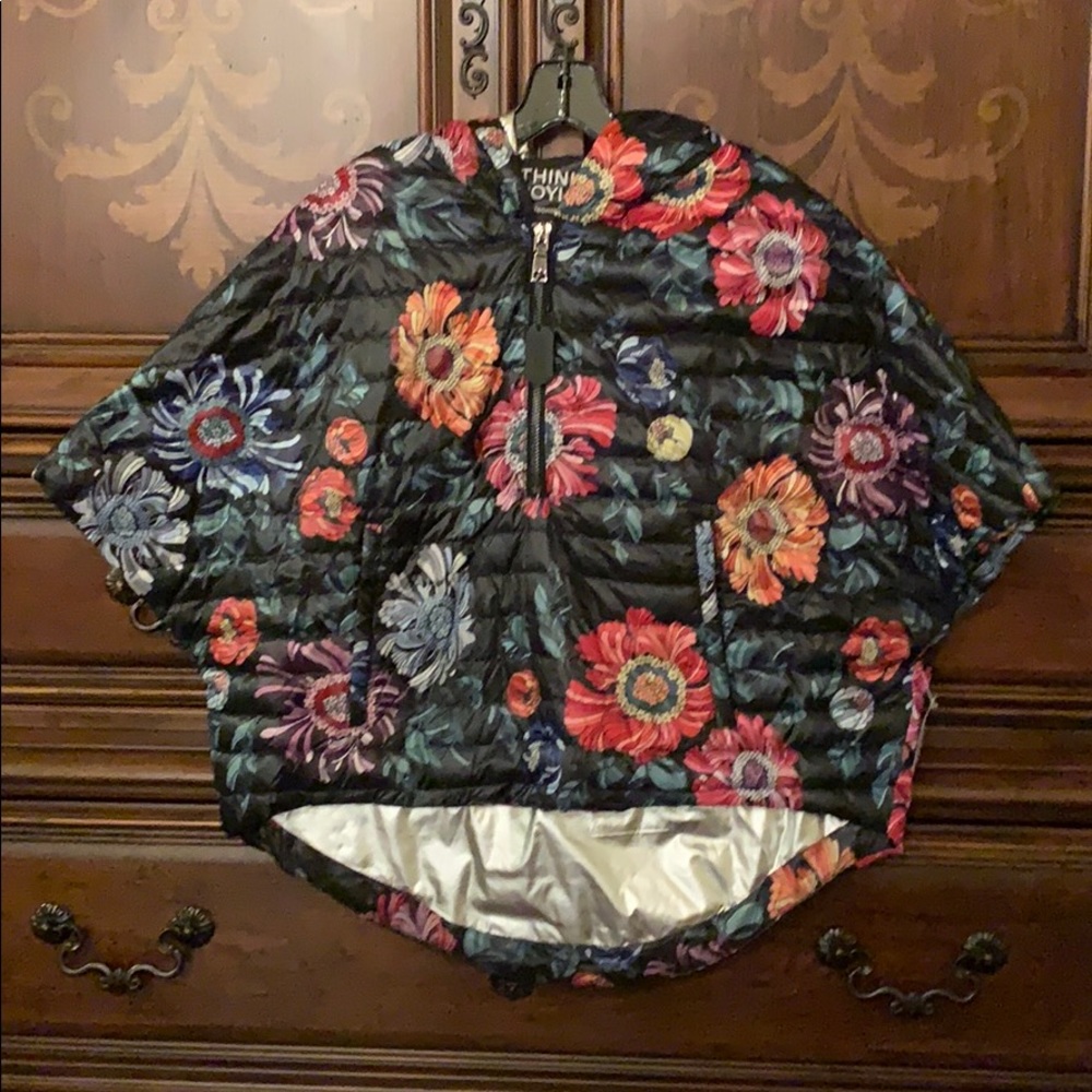 Think Royln Jalf ZIP High/Low Anorak